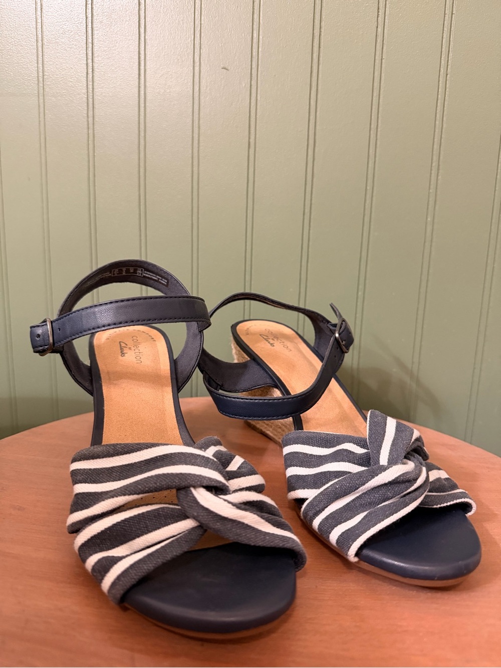 Clarks Women's Navy and Cream Striped Knotted Sandals